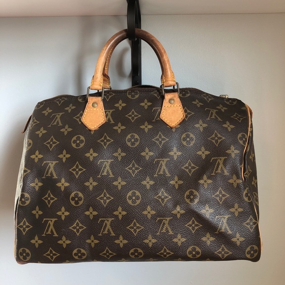 Louis Vuitton speedy 35